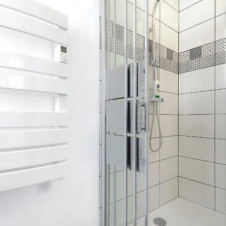 Hypercentre 10 Rue Valdemaine アンジェ