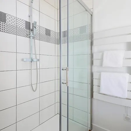 Hypercentre 10 Rue Valdemaine * Ανζέρ