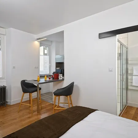 Hypercentre 10 Rue Valdemaine * Ανζέρ